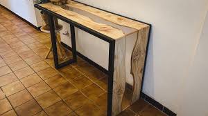 Nos modèles sont fabriqués en bois et peuvent être associés à d'autres matériaux comme le verre, le rotin ou le métal. Fabrication D Une Console En Bois Metal Et Resine Epoxy Youtube