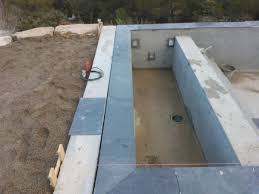 Voir Nos Realisations De Maisons Neuves Et Renovation De Maisons Anciennes Construction Piscine Bache Piscine Cabanes De Piscine