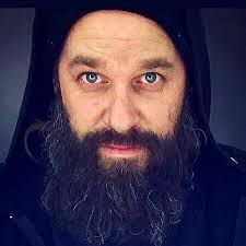 Etienne Martin (@chiennecabot) • Instagram photos and videos