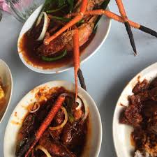 Ianya merupakan bandar ketiga terbesar dengan populasi sebanyak 120,000 orang. Restoran Udang Galah Teluk Intan 7 Tips