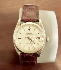 Die schweizer manufaktur stellt mechanische armbanduhren im luxussegment her und wird (wie die zweitmarke tudor) zu 100 prozent von der hans wilsdorf stiftung kontrolliert. Rolex Uhr 1946 Rolex Authentische Rolex Oyster Perpetual Etsy