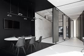 Showroom Archetype Picture Gallery In 2020 Showroom Interior Design Showroom Design Black Interior Design