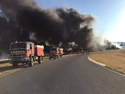 Frankrijk heeft 750 brandweerlieden ingezet om de grote bosbrand te bestrijden. Uf8ld4s0x1gvzm