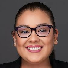 Donna Baty's Instagram, Twitter & Facebook