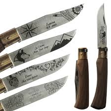 Du petit couteau de poche au couteau de collection, les différentes gammes de couteaux de poche pliables perceval offrent un du modèle le français au modèle le grand, en passant par la série l ou le t45, le couteau de poche perceval sait répondre aux attentes des amateurs de belles pièces. Couteau De Poche Old Bear Personnalise Avec Motifs Amikado