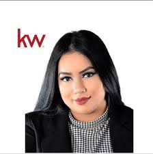 Nancy Calas's Instagram, Twitter & Facebook