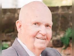 Ernest Prater's Instagram, Twitter & Facebook