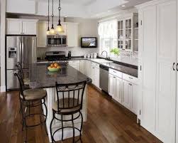 Like the galley layout, this type of design also creates a great work triangle when executed properly. L Shaped Small Kitchen Design Layout 10x10 Novocom Top