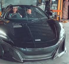 Artis malaysia pakai kereta mewah. Artis Malaysia Bengkong Emas Laris Sajat Cadang Beli Facebook