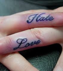 Schablonen zum ausdrucken arbeitsblätter zum ausdrucken bilderrahmen basteln schablonen vorlagen herz tattoo vorlage herz vorlage muttertag diy ideen wünsche zum muttertag deckblatt vorlage mehr dazu. Tattoos Fur Frauen 135 Schone Und Ausgefallene Vorlagen Zur Inspiration