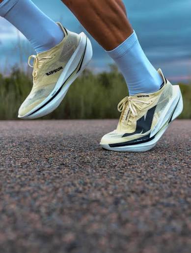Zapatillas running placa carbono hombre, Kiprun Kipstorm Elite amarillo  claro | Decathlon