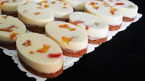 حلوة بريستيج باللوز و الشكولاتة البيضاء لمناسباتكم الفاخرة Chocolate Chip Cookies Food Desserts