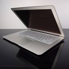 Apple notebook macbook air 13 mgn93d/a (2020) m1, 13,3 zoll, apple m1 3,2 ghz, silber starker apple m1 prozessor mit 8x 3,2 ghz hohe rechenleistung für ihre täglichen büroaufgaben 8 gb ram. Hardshell Cover Macbook Air 11 Zoll Silber Jetzt Gunstig Kaufen Geeektech Com