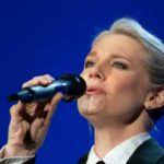 Navy Band Holiday Concerts Ring in the Season (photos)