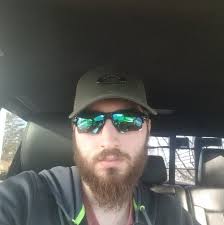 Where to rent an articulating boom lift for a community project?