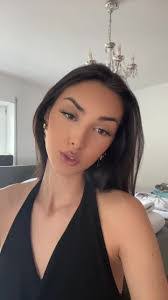 Melissa Kittinger's Instagram, Twitter & Facebook