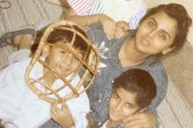 Unknown fact: At the age of 17, Ranbir Kapoor was the assistant director of the film Aa Ab Laut Chalen, told lies to impress Aishwarya. | Ranbir Kapoor, who was the assistant