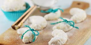 Penjelasan lengkap seputar resep kue putri salju yang enak, empuk, lembut, mudah, lumer. 4 Cara Membuat Kue Putri Salju Yang Lumer Di Mulut Merdeka Com