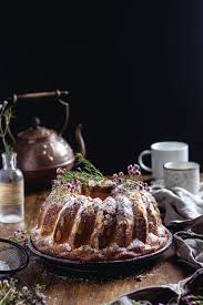 Kouglof Vegan Aux Raisins Et Au Rhum Dessert De Noel