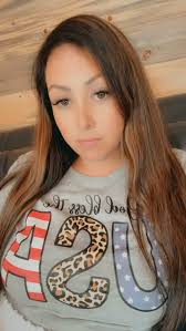 Jus a chick from WISCONSIN here to wish yall 🎇, Happpy 4th of July ❤️🤍💙