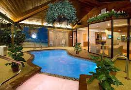 Sybaris Romantic Weekend Getaways In Chicago Milwaukee Indianapolis Romantic Weekend Getaways Romantic Weekend Romantic Getaway