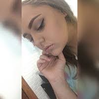 Lesley Crowder's Instagram, Twitter & Facebook