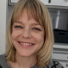 Uncle Drew's beard! This is a silicone bust, everything's been hand-punched  by myself @the_sortarican did the beard styling and the brutal thing of  chopping at along with sculpting final sculpting and paint