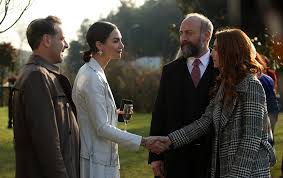 19 haziran 1984, i̇stanbul) türk oyuncu ve haliç üniversitesi konservatuvar tiyatro bölümü öğretim görevlisidir. Babil 2020