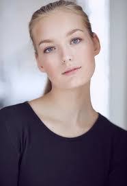 Olivia Cheek's Instagram, Twitter & Facebook