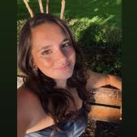 30+ perfiles de «Desiree Russo»