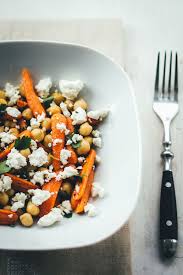 Kichererbsen Salat Mit Mohren Und Feta Rezept Kichererbsen Salat Rezepte Mit Feta Kichererbsensalat