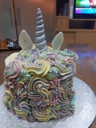 Licorne A La Criniere Multicolore Creme Au Beurre Meringuee Vanille