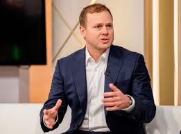 I genuinely cannot believe that anyone would take Spencer Pratt seriously  in his run for Mayor of LA🚨 And no this isn't because of The Hills, I'm  well aware that it was