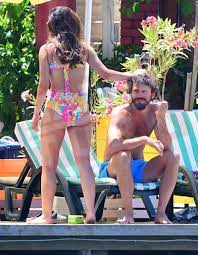 Anadolu ajansı, dha, i̇ha tarafından geçilen tüm i̇zmir haberleri, bu bölümde haberturk.com editörlerinin hiçbir. Iste O Fotograflar Pinar Deniz Yigit Kirazci Aski Belgelendi Son Dakika Magazin Haberleri Magazin Haberleri