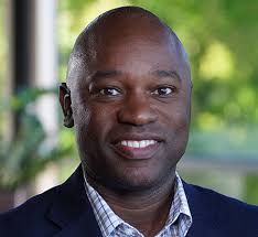 Derek Mays's Instagram, Twitter & Facebook