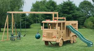 Cabane Camion Et Portique De Jeux En Bois Avec Images Air De Jeux Exterieur Portique De Jeux Module De Jeux Exterieur