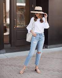 Classic Spring Style In Levi S 501 Jeans Spring Outfits Casual Spring Capsule Wardrobe Capsule Col Light Jeans Outfit Blouse Outfit Casual Wash Jeans Outfit
