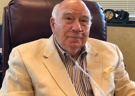 Coal giant Robert Murray passes away just days after announcing retirement 