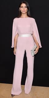 Combinaison femme chic est la pièce indispensable du dressing et soirée des fashionista. Epingle Sur Mode Actuelle