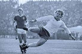 He spent 12 of his 15 years as a professional with universitatea craiova, appearing in more than 300 official games with the club and winning seven major titles. Povestea De ViaÈ›Äƒ A Marelui Fotbalist Ilie Balaci Nord Est News
