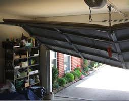 Silver fox garage door repair offers one of the most best garage door repairs in las vegas at best price. Garage Door Off Tracks In Las Vegas