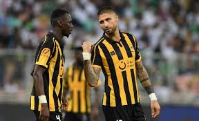 صور لعيبه الاتحاد