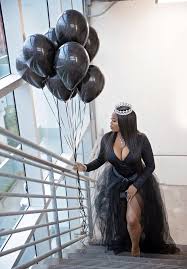 21st Birthday Birthday Outfit Ideas 2020 Black Full Dress In 2020 21st Birthday Photoshoot Birthday Photoshoot Birthday Ideas For Her