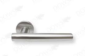 Kusen dan daun pintu minimalis mahoni motif s: Kunci Jendela Rumah Dan Harga Handle Pintu Minimalis Di Kota Cilegon Cara Membuka Kunci Pintu