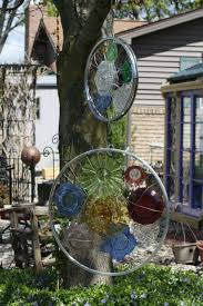 Kreative Gartenideen Reifen Speichen Glas Teller Bunt Deko Garten Deko Hof Kunst Garten Gestalten