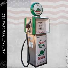Vintage sinclair gas station signs. Vintage Sinclair Gas Pump Bennett Model 748 Dino Globe And Signage