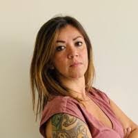 Roberta Leo's Instagram, Twitter & Facebook