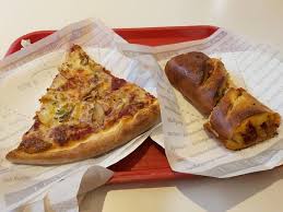 Nearly all of sbarro s chefs cook in exhibition kitchens. Sbarro Montevideo Avenida Dr Luis Alberto De Herrera 3365 Restaurant Reviews Photos Phone Number Tripadvisor