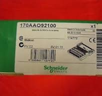 170AAO92100 Factory New Sealed Modicon Momentum Analog Base 170-AAO-921-00