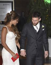 Lionel Messi Wears Giorgio Armani On Wedding Day Lionel Messi Antonella Roccuzzo Messi